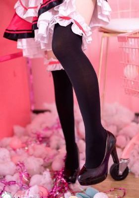三角窗外是黑夜 动漫