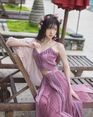 女知青双乳嫩白高耸糙汉