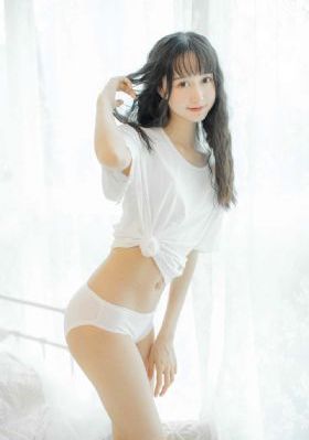 住在隔壁的女孩